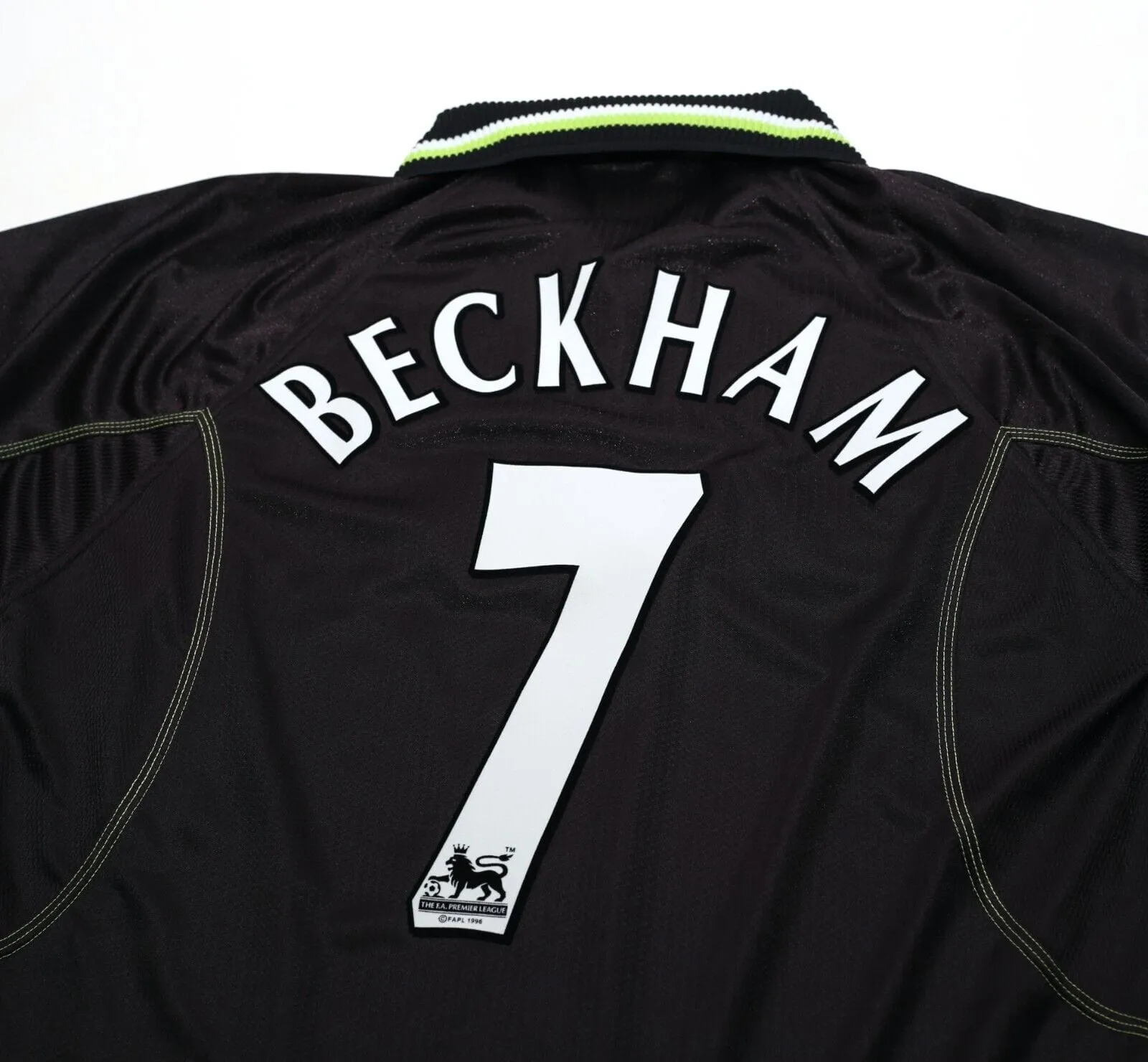 1998/99 BECKHAM #7 Manchester United Vintage Umbro Third Football Shirt (L)