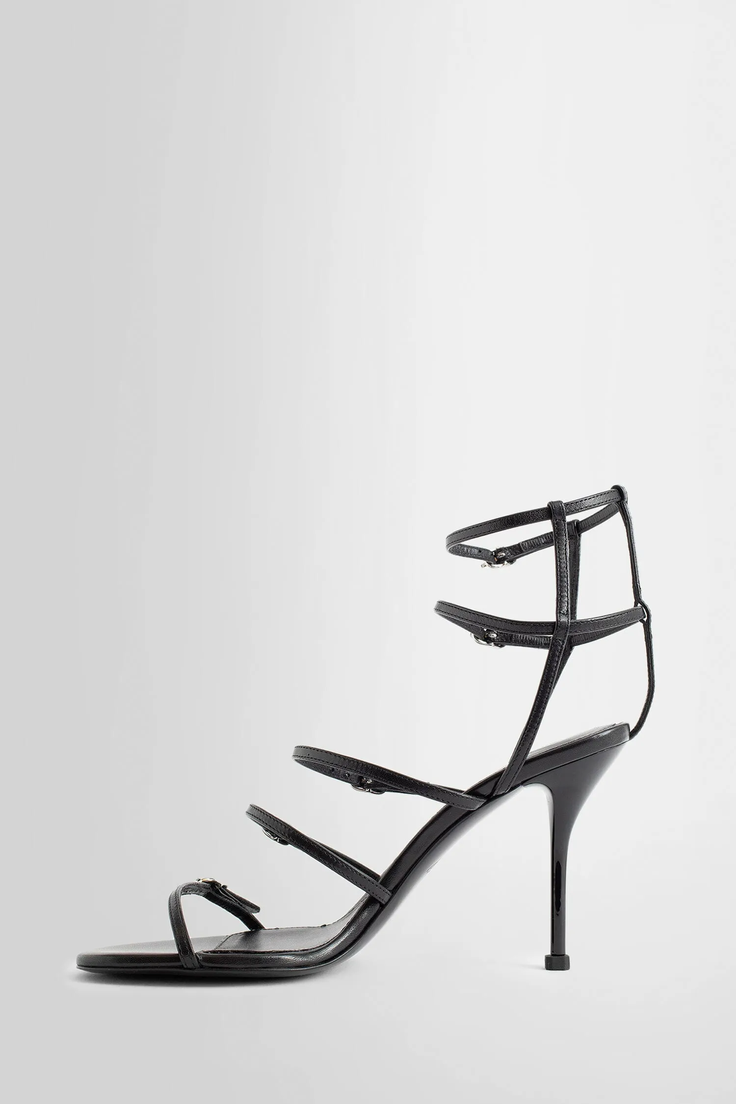 ALEXANDER MCQUEEN WOMAN BLACK SANDALS & SLIDES