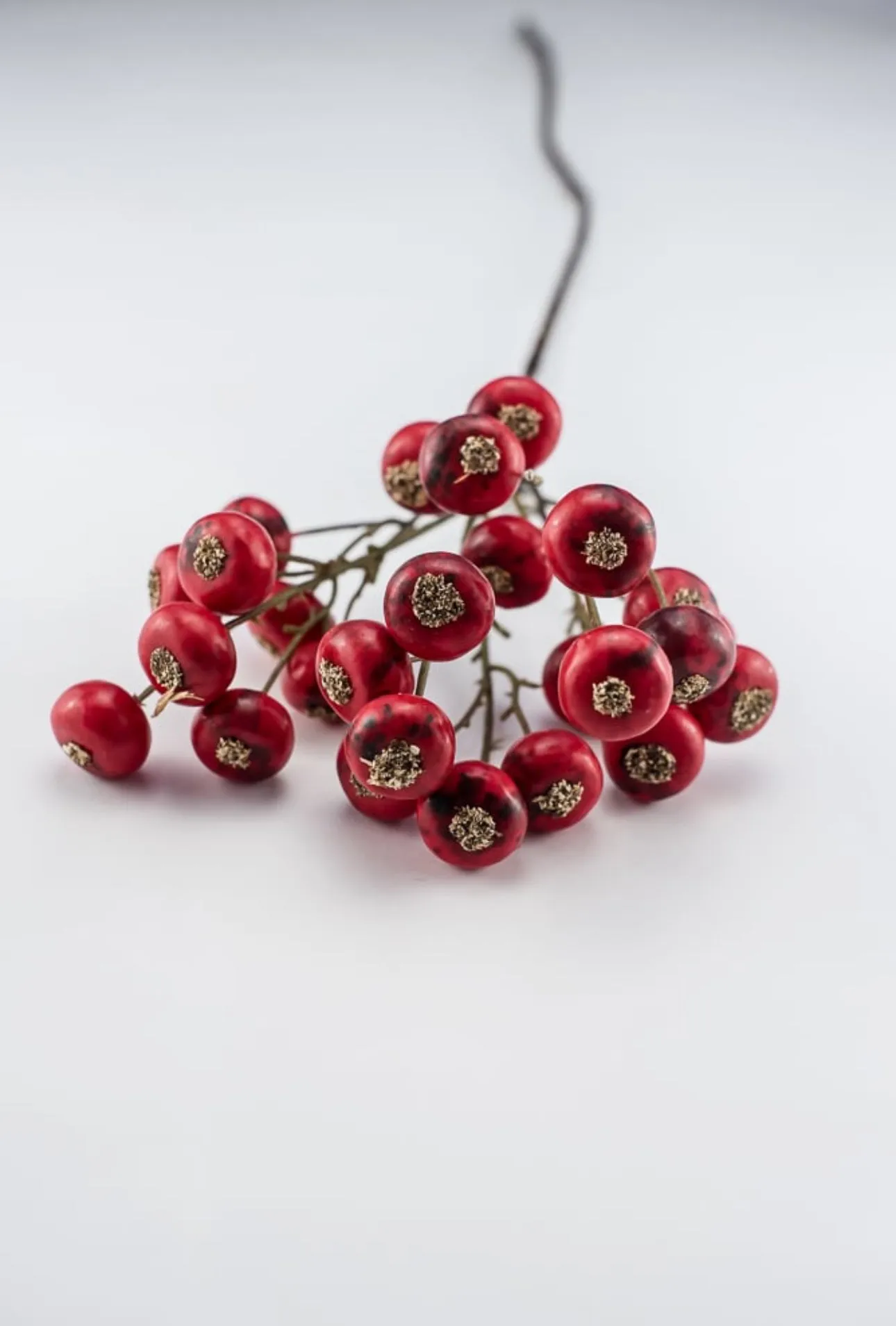 Artificial Rose hips spray - red