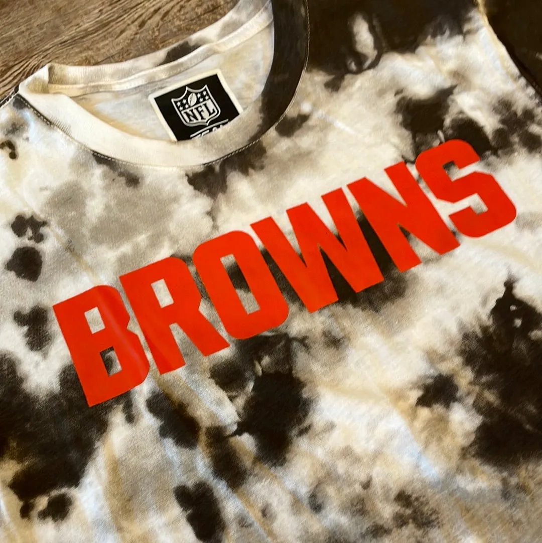 NFL Cleveland Browns NEW!!! Short Sleeve Shirt Youth size Large